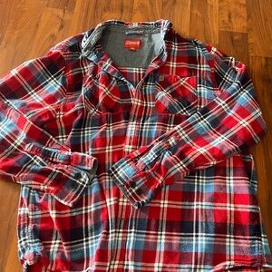 Men’s 2XL Coleman Red and Blue Checkered Flannel Shirt